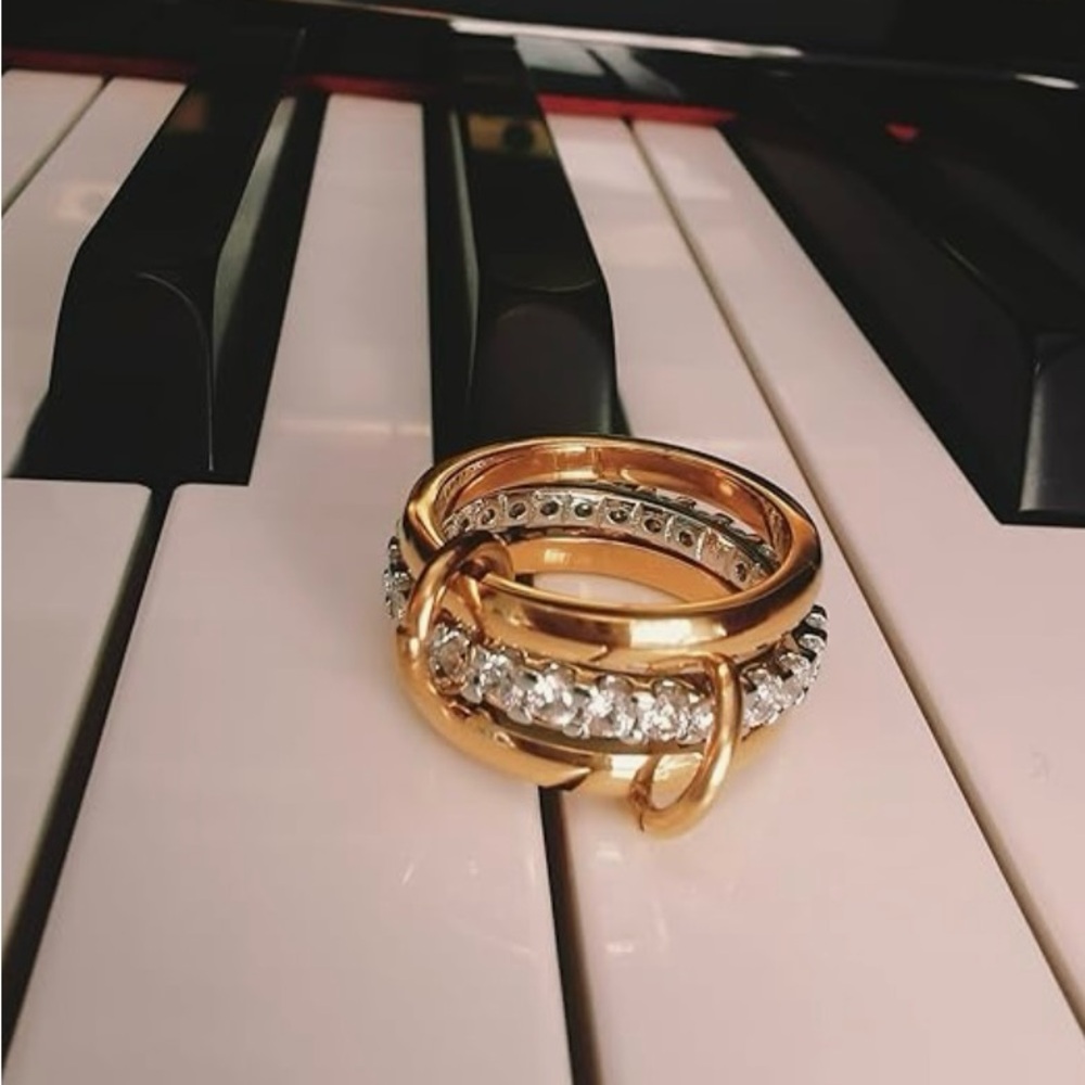 🆕Two Tone Mixed Metal Gold and Silver Women's Ring Size 7 - Picture 3 of 6